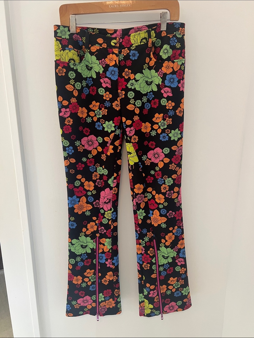 Boutique Moschino Floral Print Pants – Size 8